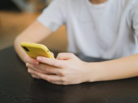 Wie belt mij met 06 14094100