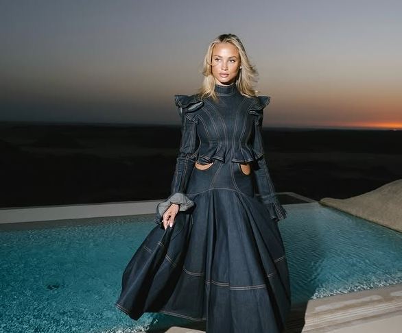 Wie is de vriend van model Rose Bertram